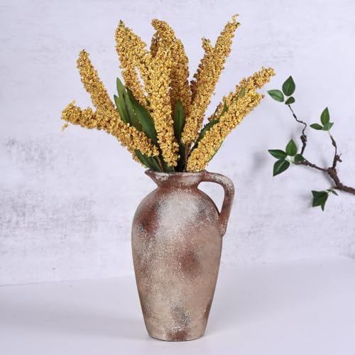 Rustic Farmhouse Vase with Vintage Terracotta Design