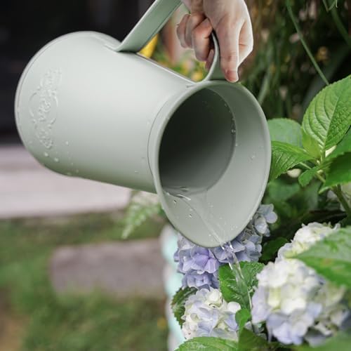 Rustic Metal Farmhouse Flower Vase in Green