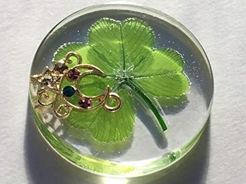Real Four Leaf Clover Good Luck Pocket Token with Metal Ornament
