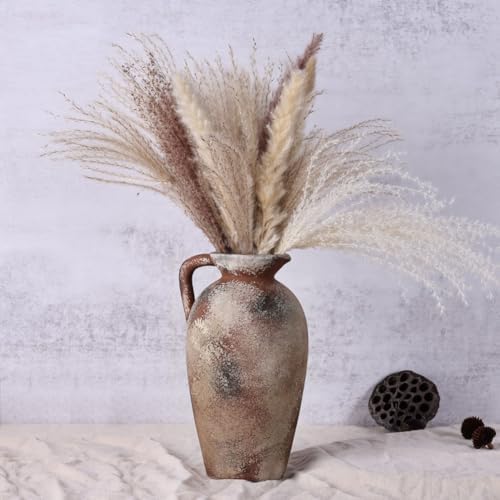 Rustic Farmhouse Vase with Vintage Terracotta Design