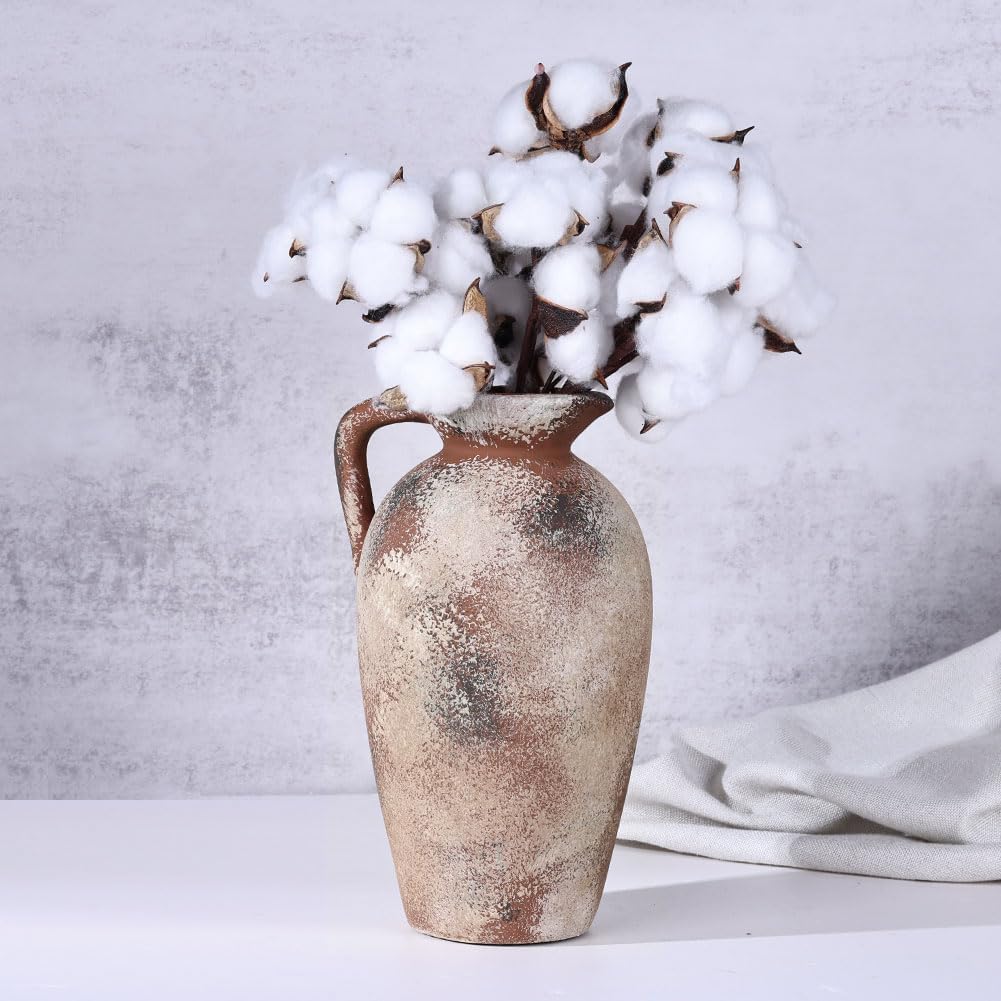 Rustic Farmhouse Vase with Vintage Terracotta Design