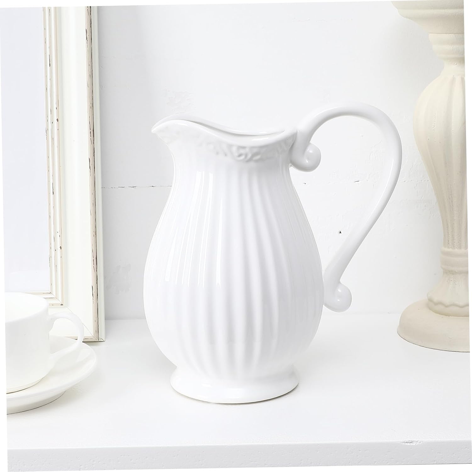 GANAZONO Simple White Striped Ceramic Flower Vase for Balconies