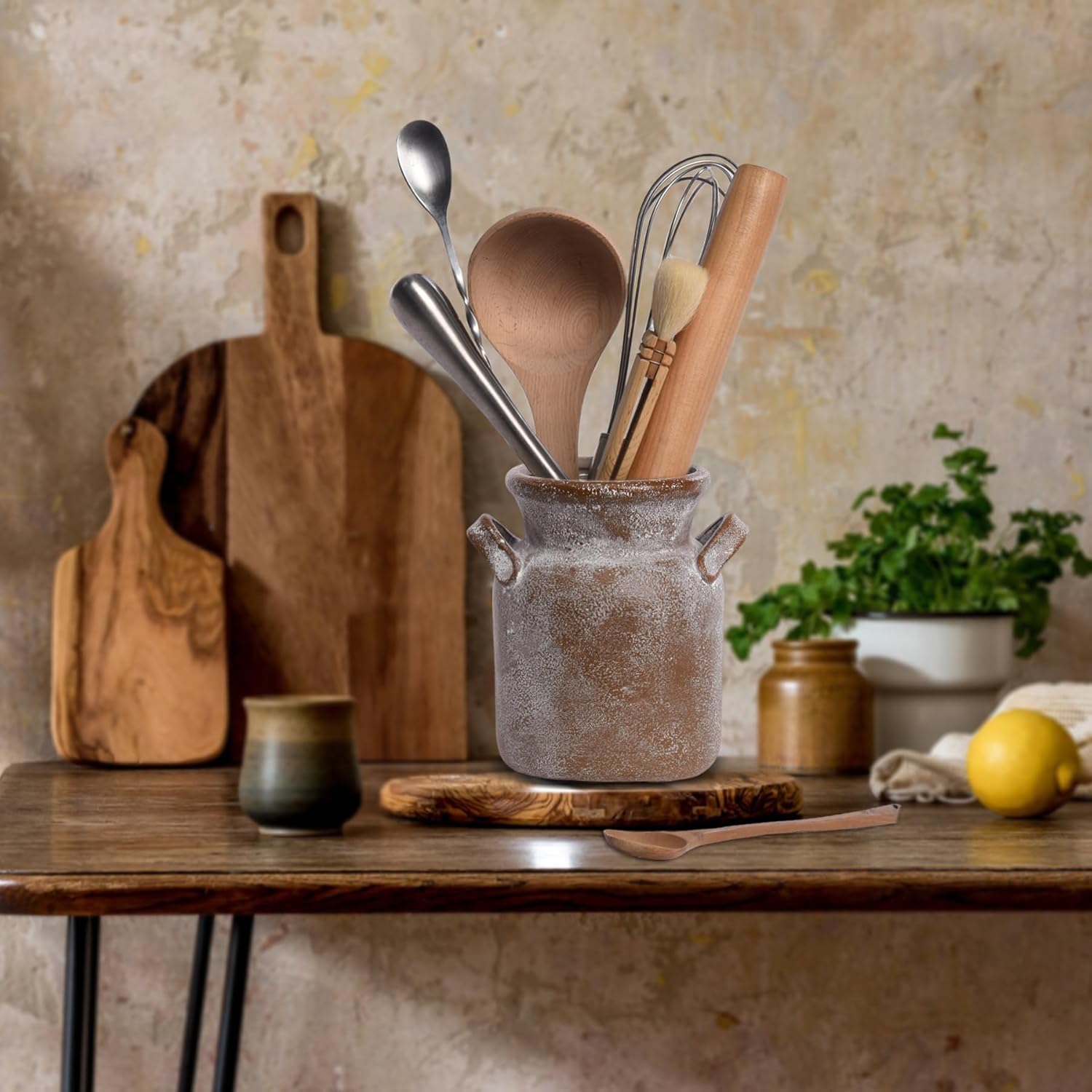 Quoowiit Ceramic Rustic Farmhouse Vase