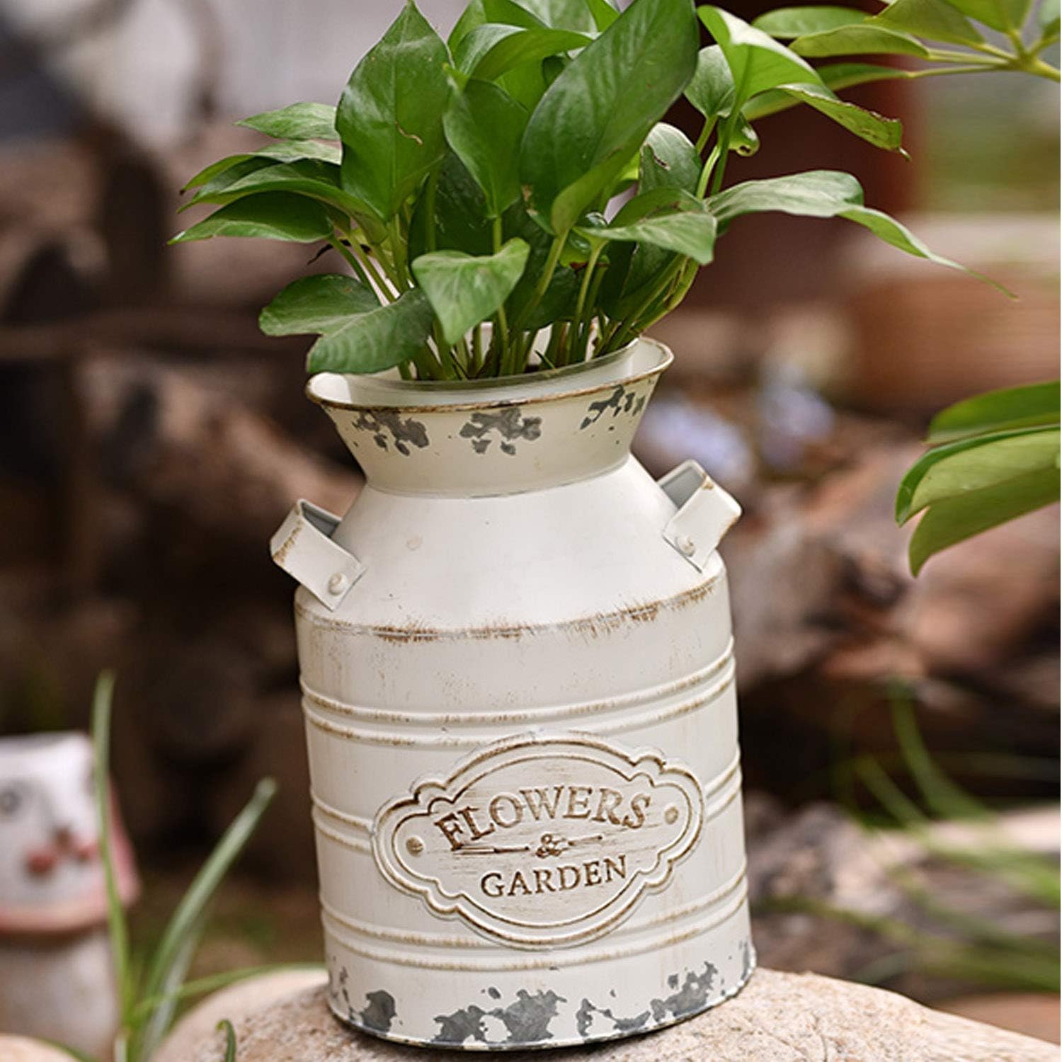 Rustic Metal Flower Vase - 98 Inch Shabby Chic Design