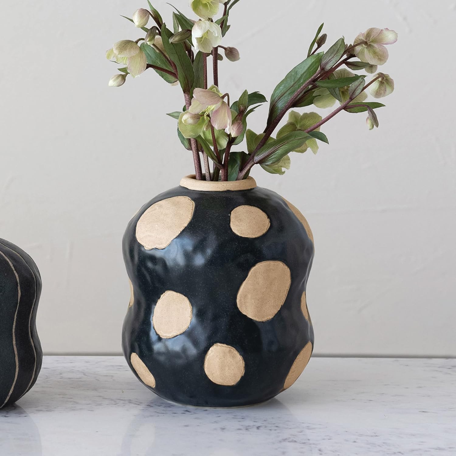 Creative Co Op Stoneware Vase Black Cream 7x7x8