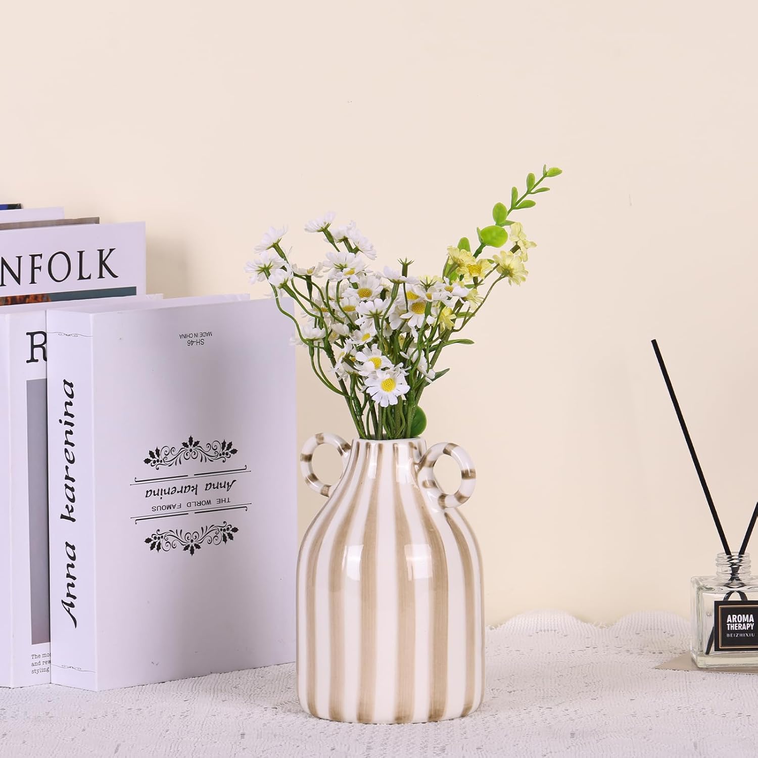 LINYTHER Brown and White Ceramic Vase with Handle