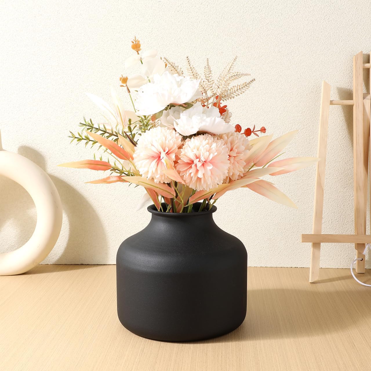 Happyyami Metal Matte Black Flower Vase Small