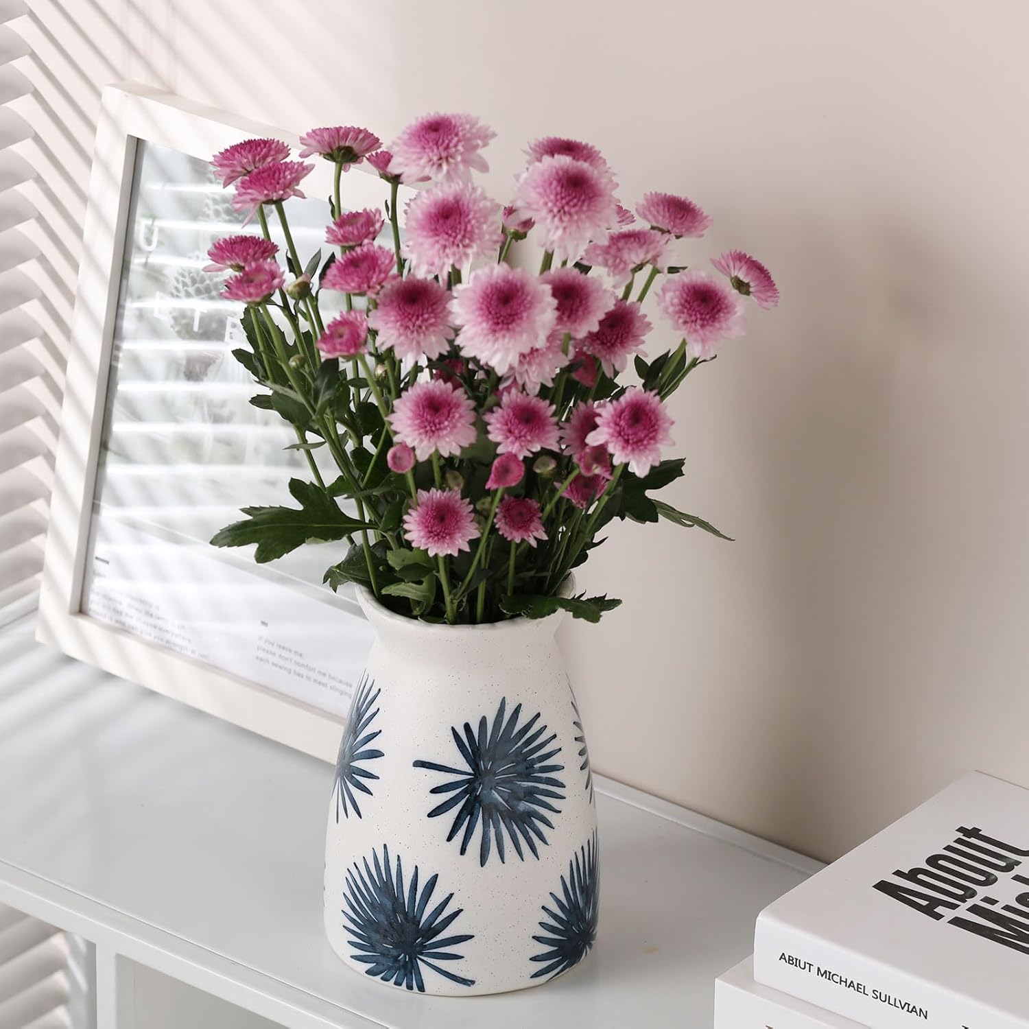 Hjn White Flower Vase - Modern Ceramic Decor for Living Room and Entryway