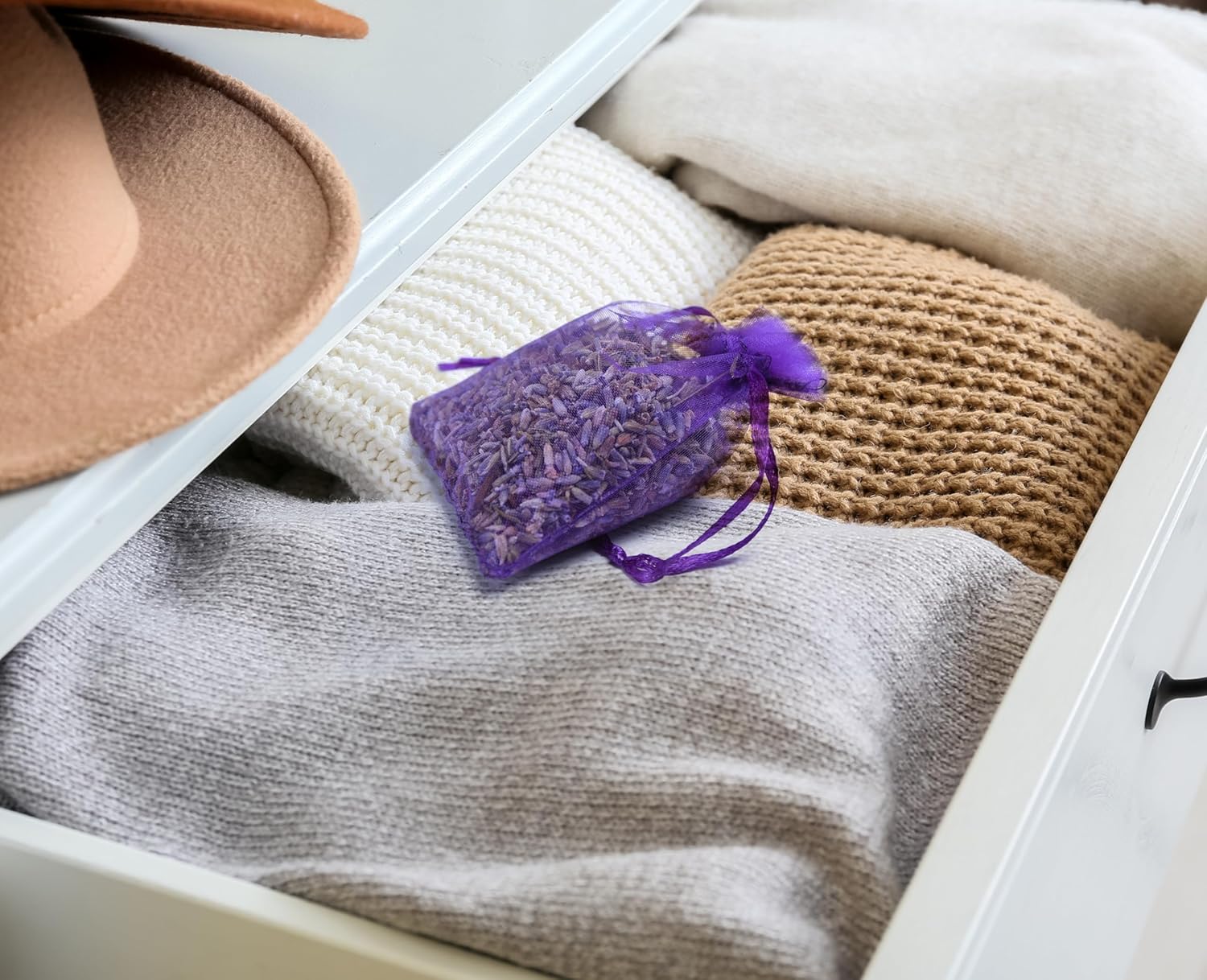 Pack of 24 Lavender and Clove Sachets for Home Use