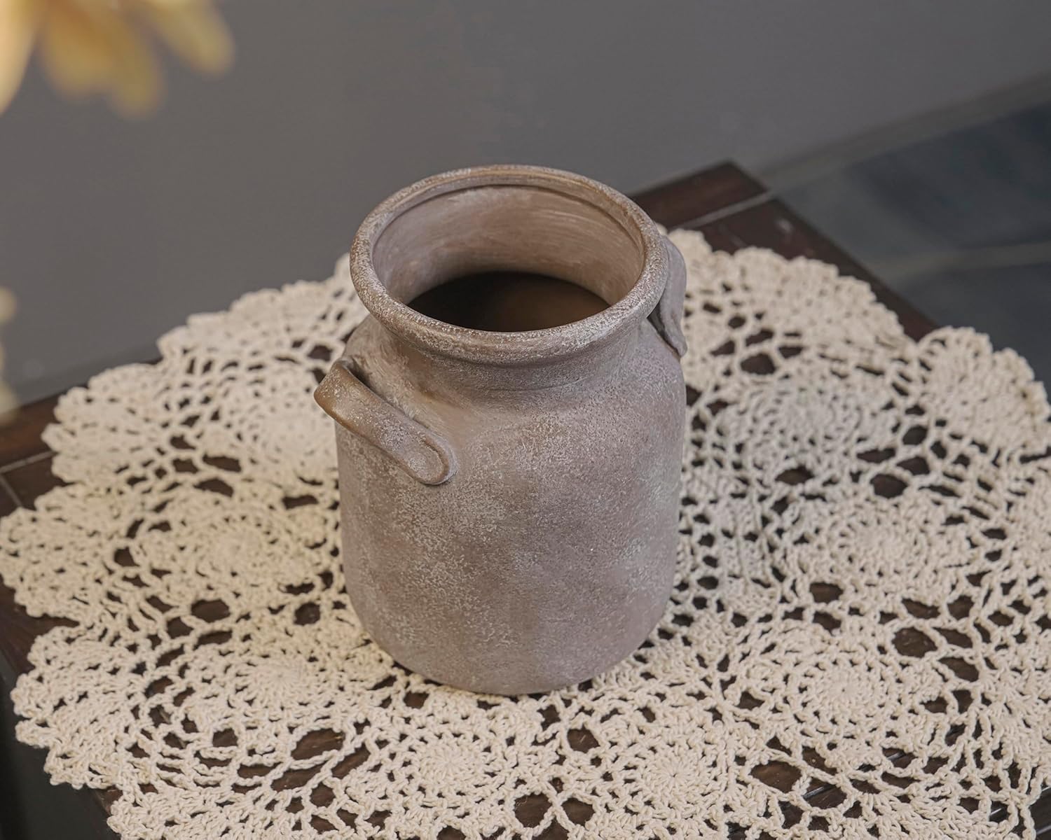 Quoowiit Ceramic Rustic Farmhouse Vase