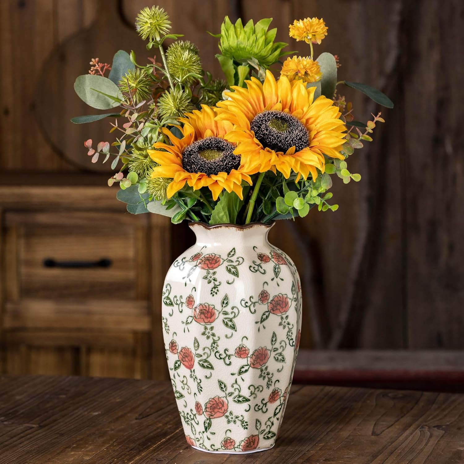 Green And Beige Vintage Octagonal Flower Vase