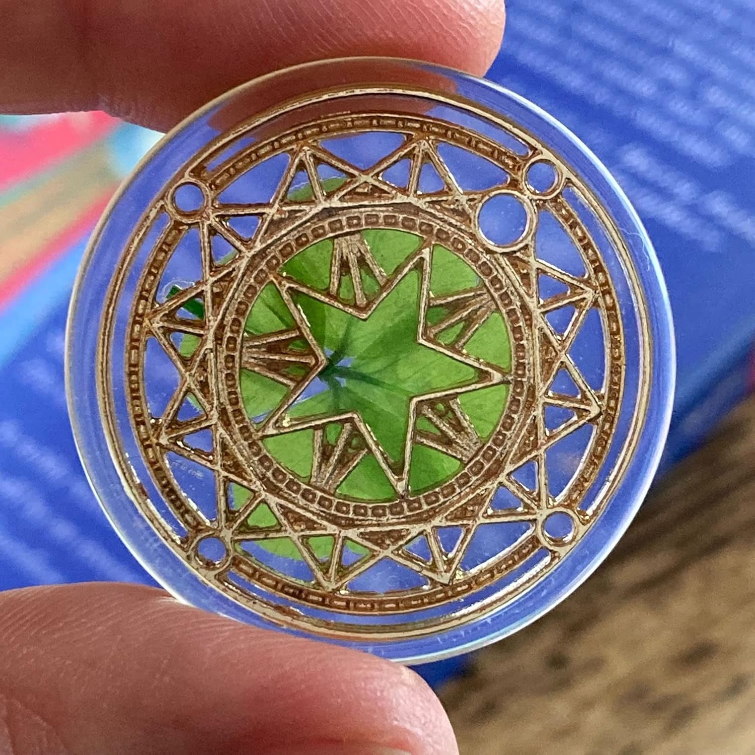 Real Four Leaf Clover Good Luck Pocket Token with Metal Ornament 1